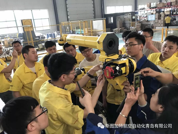 提高机器人售后服务能力，我们在行动！